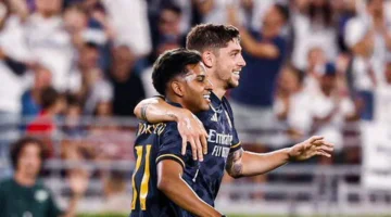 مانشستر يونايتد يدرس تعزيز صفوفه بنجم ريال مدريد لرفع مستوى الأداء الدفاعي